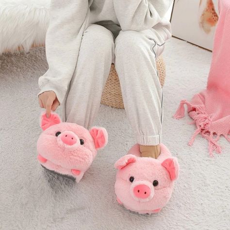 😍 Welcome to DesignHuntersLK, 💘 Stylish Yet Comfortable And Cozy Warm Plush Corgi Dog Slippers. 💘 Cute animal shape: Those cute slippers can decorate your every day life and bring you a good mood. They will melt your heart whenever you look down at them if you love little animals. 💘 Great Present: This Slippers A Great Gift Or Present For Your Mother, Daughter, Girlfriend and Sister or For Yourself! Surround Your Feet In This Plush, Fluffy And Cozy Slide. Perfect For Wearing Indoors Around T Pig Slippers, Couples Home, Funny Slippers, Cartoon Couples, Cheap Slippers, Winter Flats, Animal Slippers, Cute Slippers, Pink Animals