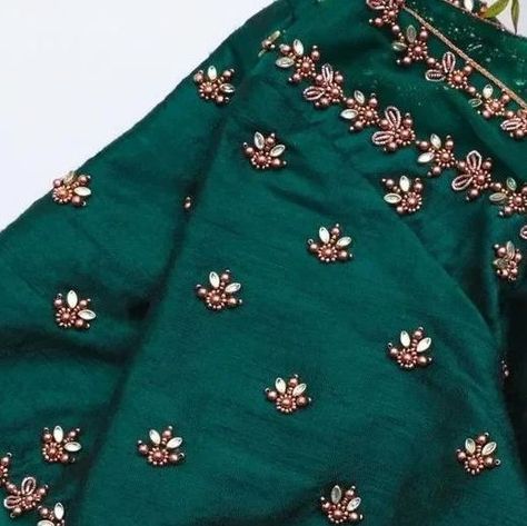 Small Maggam Work Designs, Latest Aari Work Blouse Designs, Latest Aari Work, Bride Blouses, Embroidery For Kids, Aari Work Blouse Designs, Small Motifs, Work Blouse Designs, Blue Blouse Designs