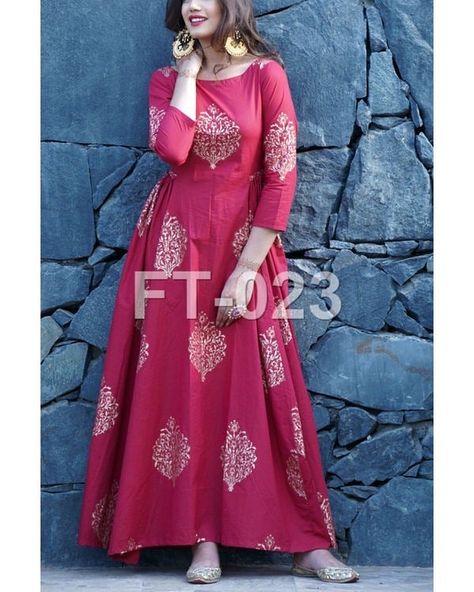 *#FT*  #The #traditional #look is accomplished by #gold #print in the #maroon gold print side #pleated #maxi by *FT*!!! FT-023 #Fabric:… Maroon And Gold Dress, Dresses Ideas For Women, Long Frocks For Girls, Long Anarkali Gown, Maroon Maxi Dress, Long Frock, Long Kurti Designs, Indian Party Wear, Style Guru