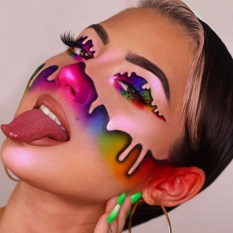 Ashley Quiroz on Twitter: "Heard you got that drip 💦 *inspo: @chloefitzmua4 & @shineandshadows*… " Ashley Quiroz, Nem Halloween Makeup, Fantasy Make-up, Halloweenský Makeup, Maquillage Yeux Cut Crease, Halloween Make-up Looks, Make Up Designs, You Got That, Drag Make-up