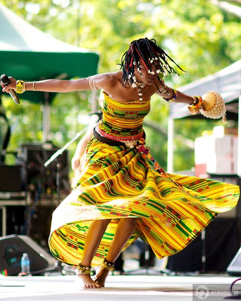 African Dance Art, Jamaican Culture, African Dance, Afrique Art, World Dance, Black Femininity, African Culture, African Beauty, Music Fashion