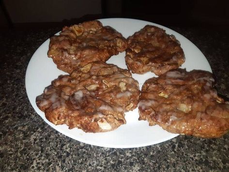 Weight Watchers: Recipes & Tips | 2 ingredient dough apple fritters, made in my air fryer | Facebook 2 Ingredient Dough, Baked Apple Fritters, Weight Watchers Tips, Apple Fritter, Weight Watchers Recipes Desserts, Weight Watchers Recipes, Apple Fritters, 2 Ingredient, Bread Rolls