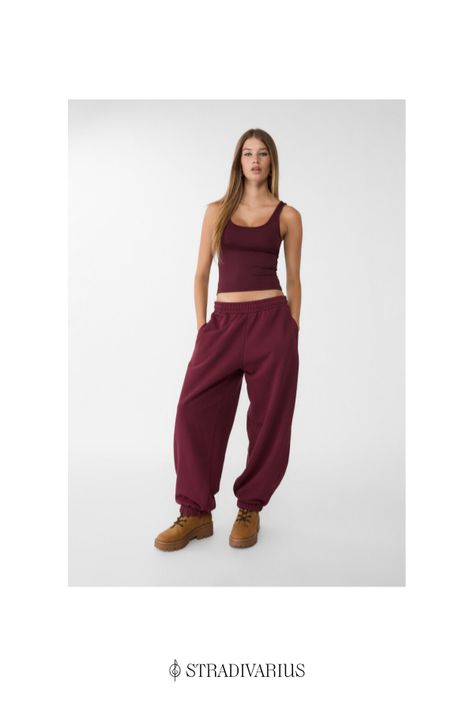 Mid-waist oversize joggers with an elastic waist and side pockets. Available in several colours. Burgundy Joggers, Joggers Womens, Costume Accessories, Trousers Women, Jogging, United Kingdom, Elastic Waist, Women's Fashion, Trousers