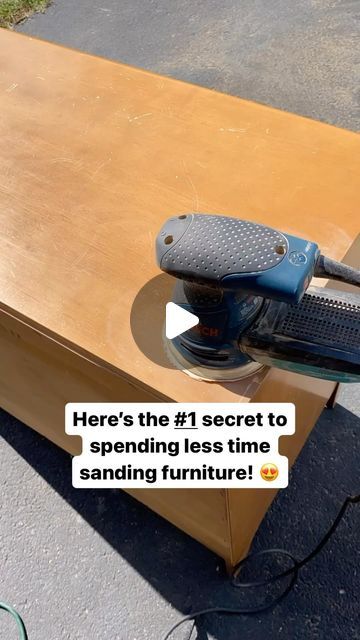 Mary Lindloff on Instagram: "SAVE this for future reference! This is part 4 in my series on how to get started flipping furniture. I know someone will probably say “I got paint that you don’t have to sand before applying!” Well sure, can you do that? Yup. Is it super durable? Nope. Always scuff sand for optimal adhesion! #furnitureflip #furnituremakeover #furnitureflipper #furnitureflipping #furnitureflippersofinstagram #sanding #paintedfurniture" Sanding Furniture, Staining Furniture, Sanding Wood, Refinishing Furniture Diy, Handy Woman, Diy House Renovations, Furniture Renovation, Antique Paint, Furniture Makeover Diy