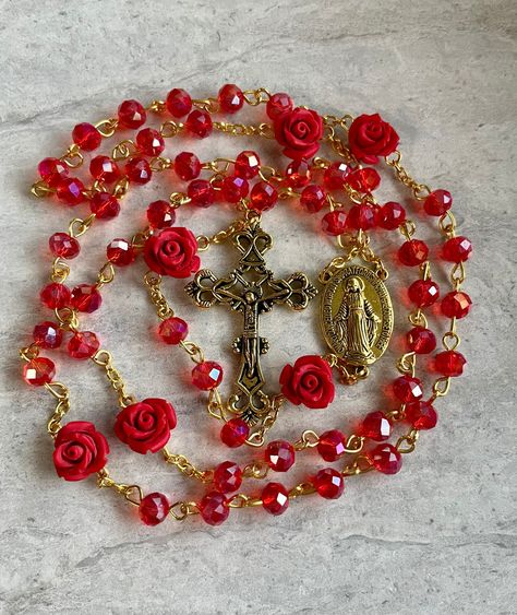 CHRISTMAS SALE! All rosaries are now 25% off! Red Rosary, Rosary Jewelry, Rose Beads, Plant City, Praying The Rosary, Bullet Journal Diy, 8mm Beads, Thoughtful Christmas Gifts, Rosary Catholic