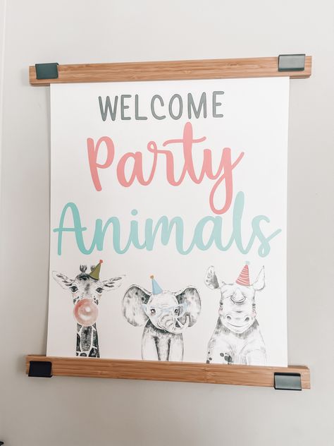 Welcome Party Animals Sign, Triplet Birthday Party Ideas, Twins First Birthday Party Ideas, First Birthday Twins, Twins First Birthday, Twins Party, Birthday Twins, Birthday 2023, Twin Birthday Parties