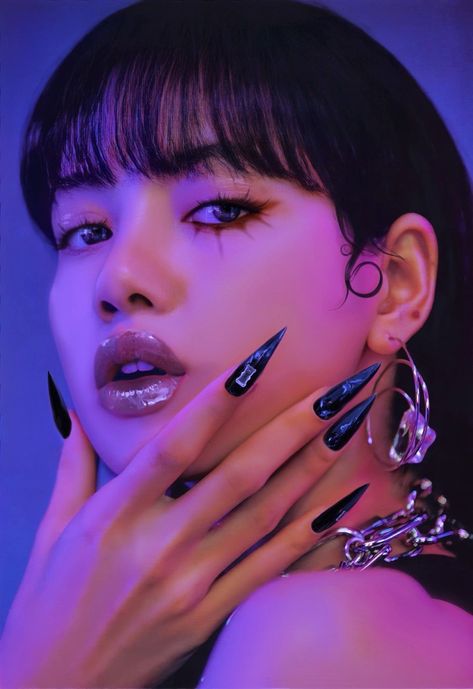 Lalisa Nails, Celeb Nails, Lisa Nails, Beaded Necklace Outfit, Ig Model, Necklace Outfit, Ex Love, Blackpink Members, Cute Acrylic Nails