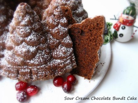 Home Cooking In Montana: Nordic Ware Christmas Tree Bundt Pan...Sour Cream Orange Chocolate Cake Christmas Bundt Cake Recipes, Nigella Christmas, Christmas Bundt Cake, Bundt Cake Recipes, Orange Chocolate Cake, Cake Image, Orange Chocolate, Chocolate Bundt Cake, Bundt Cake Pan