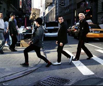 Green Day's Abbey Road?  ;)  LOVE! <3 Billie Green Day, Billy Talent, Jason White, Green Day Billie Joe, Tré Cool, Forever Green, Best Night Of My Life, Billie Joe Armstrong, Emo Bands