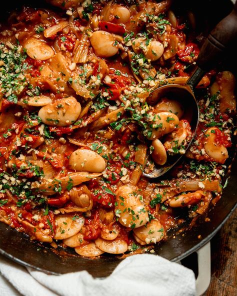 Cherry Tomato & Butter Bean Skillet with Caramelized Fennel | The First Mess Caramelized Fennel, Bread For Dinner, Tomato Butter, Cherry Tomato Sauce, Canned Butter, Fresh Tomato Sauce, Toasted Pumpkin Seeds, Fennel Salad, Comfort Dishes