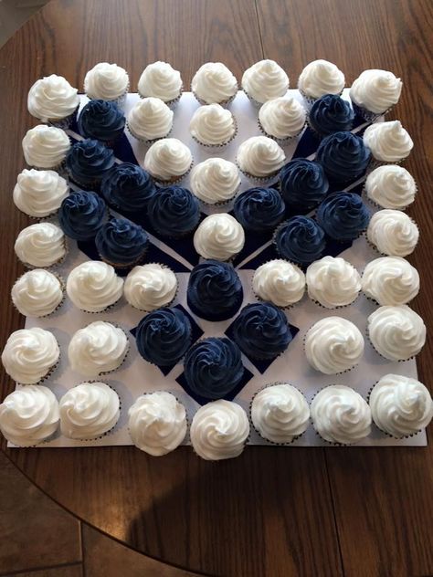 Air Force Graduation, Air Force Basic Training, Deployment Party, Air Force Love, Military Retirement Parties, Air Force Wedding, Birthday Recipes, Air Force Girlfriend, Military Cake