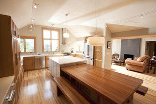 ideas for kitchen island with joined table Kitchen Island Dining Table Combo, Kitchen Island With Bench Seating, Kitchen Island Table Combo, Built In Kitchen Table, Island Dining Table, Ultra Modern Kitchen, Kitchen Island Dining Table, Kitchen Peninsula, Kitchen Island Bench