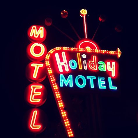 Holiday Motel, Las Vegas NV Neon Wonderland, Vegas Photos, Las Vegas Boulevard, Brand Launch, Las Vegas Photos, Marquee Sign, Vintage Everyday, Retro Sign, Vintage Americana