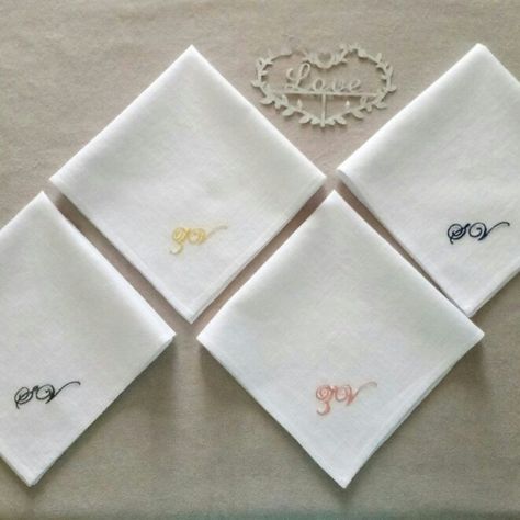 Handkerchief Aesthetic, Marque Wedding, Traditional Housewarming Gifts, Mens Handkerchief, Tea Napkins, Personalized Handkerchief, Handkerchief Embroidery, Embroidered Handkerchief Wedding, Personalized Handkerchiefs