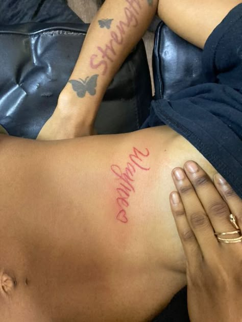 Tattoos With Mothers Name, Name Tattoo On Thigh For Women, Getting Boyfriend Name Tattoo, Red Ink Name Tattoos Women, Pretty Name Tattoos For Women, Tattoo Ideas Boyfriends Name, Tattoo Ideas Female Boyfriend Name, Side Name Tattoos Women, Red Name Tattoos For Women