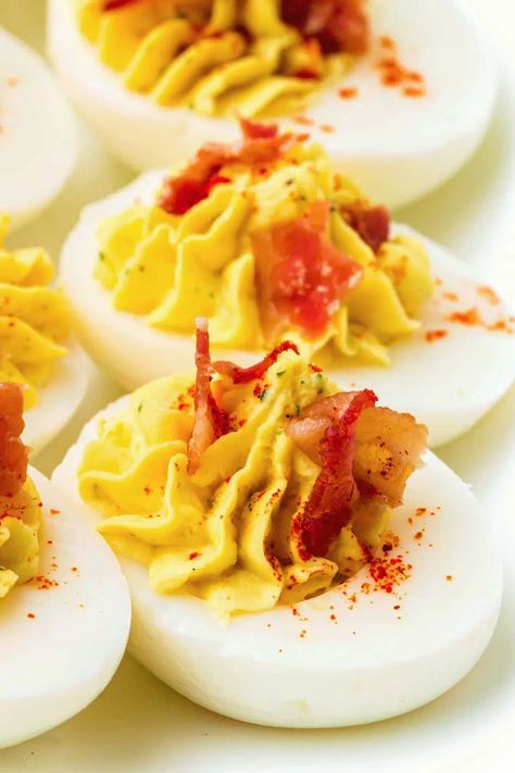 Bacon Ranch Deviled Eggs - Homemade Hooplah Cadbury Creme Egg Dip, Bacon Ranch Deviled Eggs, Carrot Cake Dip, Bacon Deviled Eggs Recipe, Homemade Hooplah, Deviled Eggs With Bacon, Ranch Deviled Eggs, Eggs With Bacon, Eggs Dinner