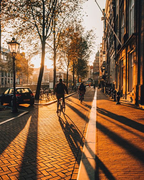 Italy Street Photography, City Landscape Photography, Cafe Street, Amsterdam Photography, Morning Ride, Italy Street, Visit Amsterdam, Cityscape Photography, Sunset City