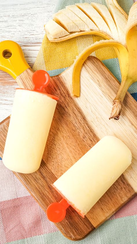 Banana popsicles are a cool and creamy treat that everyone can enjoy. This banana popsicle recipe gets its extra creaminess from evaporated milk. Banana Popsicle Recipes, Banana Popsicles, Popsicles Recipe, Milk Syrup, Delectable Desserts, Popsicle Recipes, Evaporated Milk, Amazing Recipes, Healthy Meals