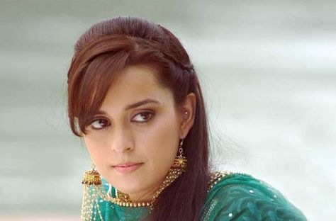 Hot Pics of "Mere Angne Mein" actress Ekta Kaul Check more at http://cinebuzz.org/pics/indian-tv-serials/hot-pics-of-mere-angne-mein-actress-ekta-kaul/ Ekta Kaul, Indian Drama, Wallpapers Images, Bollywood Girls, Hottest Pic, Tv Stars, Hd Wallpapers, Indian Dresses, Hd Wallpaper