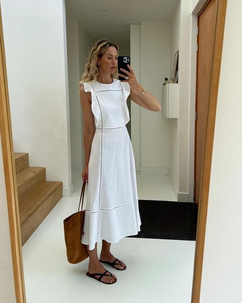 Anouk Yve (@anoukyve) • Instagram photos and videos Cos Fashion, Sewing Dress, Slinky Dress, Fashion People, White Dress Summer, Looks Style, Buy Dress, Outfits Casuales, Who What Wear