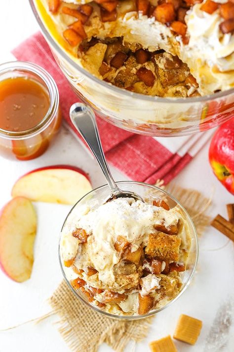 Caramel Apple Cheesecake Blondie Trifle is an easy apple recipe made with layers of cinnamon blondie, tender apples, caramel cheesecake & caramel sauce! A simple & impressive Thanksgiving dessert idea! #thanksgivingdesserts #appledesserts #applerecipes #trifledessert Apple Cheesecake Trifle, Impressive Thanksgiving Desserts, Caramel Apple Trifle, Healthy Apple Desserts, Cheesecake Caramel, Apple Blondies, Thanksgiving Desserts Kids, Caramel Apples Easy, Cheesecake Trifle