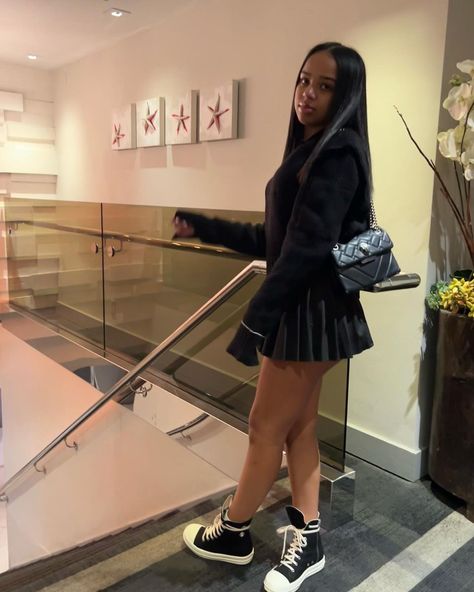 Rick Owen’s Outfit Black Women, Rick Owen’s Outfit, Rick Owen Outfits, Rick Owen Outfit, Black Skirt Outfits, Cute Birthday Outfits, Swag Girl Style, Fits Clothes