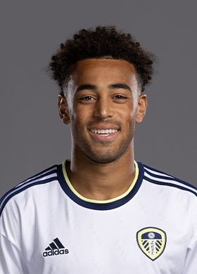 Head and shoulders photo of footballer Tyler Adams. Tyler Adams Leeds, Tyler Adams, Elland Road, Leeds United Fc, 2022 Fifa World Cup, World Cup Qatar, Leeds United, Bournemouth, Celeb Crushes