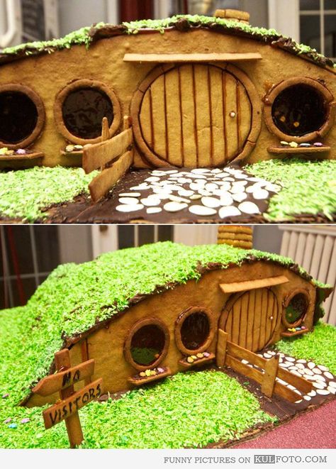 Realistic Gingerbread House Ideas, Edible House Craft, Lord Of The Rings Gingerbread House, Hobbit Hole Gingerbread House, Gingerbread Gnome House, Gingerbread Hobbit House, Marvel Gingerbread House, Whimsical Gingerbread House Ideas, Edible Gingerbread House