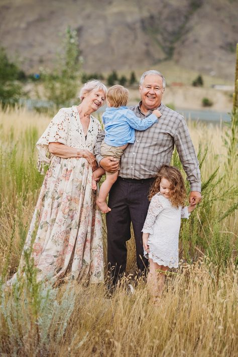 Kamloops Photographer - Grandparents Session — Emily-May Photography Grandparents Photoshoot Grandkids Studio, Grandparents Photoshoot Grandkids, Grandparent Photoshoot, Grandparents Photoshoot, Emily May, Grandparent Photo, The Guest List, Smith Family, Christmas Shoot