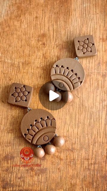 Terracotta Jewellery Making, Bamboo Jewelry, Boho Jewellery Necklaces, Terracotta Jewellery Designs, Terracotta Earrings, Diy Jewellery Designs, Terracotta Jewellery, Jewellery Designs, Jewellery Making