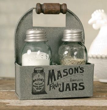 farmhouse mason jars salt and pepper shaker set mason jar Tall Glass Candle Holders, Farmhouse Chic Decor, Kitchen Box, Diy Organizer, Decor Organization, Mini Mason Jars, Mason Jar Crafts Diy, Primitive Kitchen, Glass Mason Jars