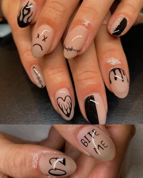 Music Nail Designs, Fall Out Boy Nails, Music Nail Art, Music Nails, Fancy Nail Art, Nail Art Diy Easy, Band Nails, Punk Nails, Guitar Playing