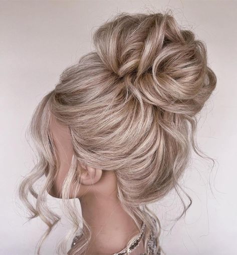 Wedding Hairstyle Sleek Bun - Beyond the Ponytail Updo Hairstyles Blonde, Blonde Wedding Hair Updo, Wedding High Updo, Blonde Hair Updo, High Updo Wedding, Girl Updo, Hair Consultation, Bday Hair, Bride Hairstyles Updo