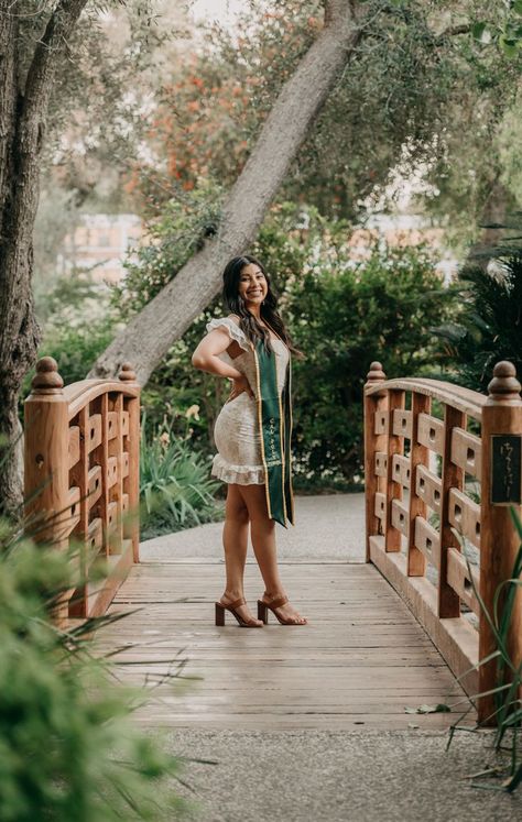 Cal Poly Pomona Graduation Portraits of Class of 2022 Summer Graduation Photoshoot, Grad Poses High School, Csu Graduation Pictures, Outdoor Grad Photoshoot, Byui Graduation Photos, Graduation Pictures At Park, College Graduation Pictures Outdoors, Graduation Poses Photo Shoots Outdoor, Graduation Photos Outdoors