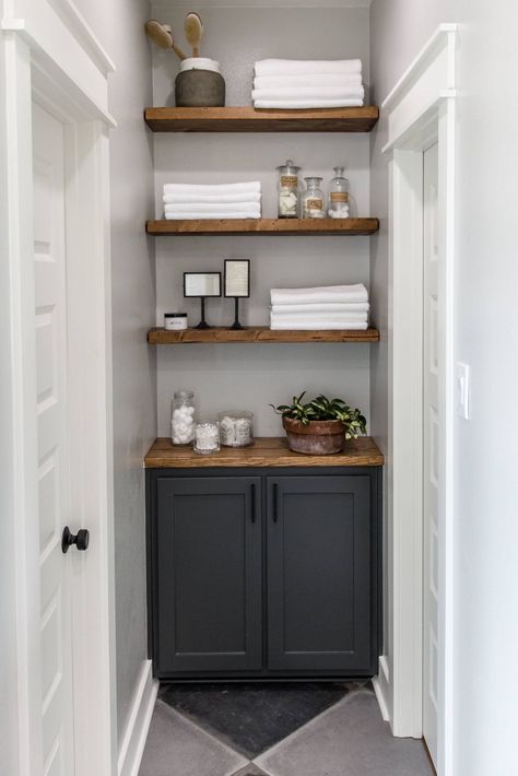 Fixer Upper Season 4 Episode 16 | The Little Shack on the Prairie | Chip and Joanna Gaines | Waco, Tx | Master Bathroom Modern Farmhouse Bathroom Decor, Fixer Upper Bathroom, Farmhouse Bathroom Decor Ideas, Bathroom Storage Solutions, Bad Inspiration, Bathroom Closet, Modern Farmhouse Bathroom, Small Bathroom Storage, Decor Baie