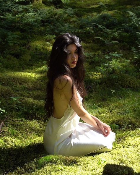 Meri ☾ | Of course you think I‘m magical this is how a casual day in my life looks like (the white entity in the first picture was a butterfly 🤍) | Instagram Amazing Dp, Wood Nymphs, Goddess Aesthetic, Nature Photoshoot, Day In My Life, Fairy Aesthetic, Star Girl, A Butterfly, Photography Inspo