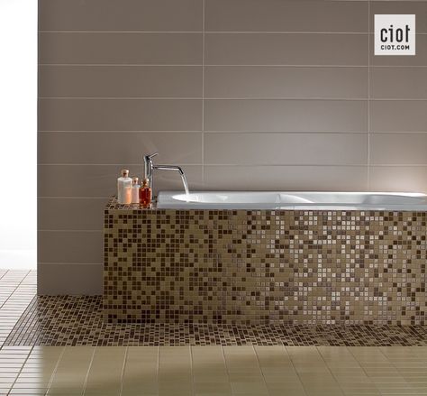 ...or on your bathtub! (Appiani Anthologhia mosaic tile) Mosaic Bathtub, Ibiza Bathroom, Bathroom Stuff, Feature Tiles, Family Bathroom, Laundry In Bathroom, Mosaic Tile, Amazing Bathrooms, Little House