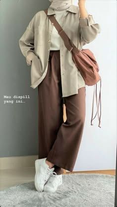 Modest Summer Outfits Pants, Earth Tone Outfits Casual, Hijabi Outfits Casual Modest Fashion, Core Inspiration, Muslimah Fashion Casual, Stylish Outfits Casual, Simple Casual Outfits, Modest Casual Outfits, Mix Match Outfits