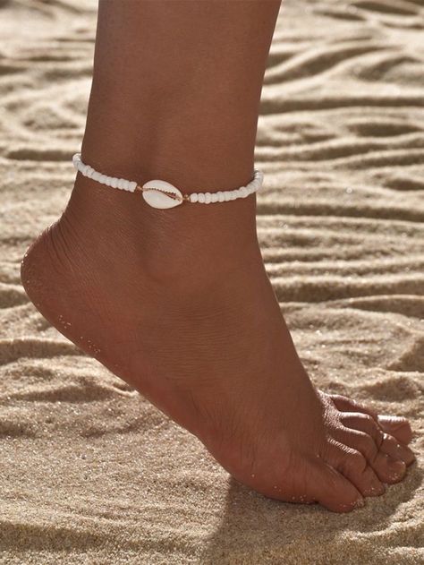 قلادات متدلية, Ankle Bracelets Diy, Homemade Bracelets, Preppy Jewelry, Shell Decor, Beads Bracelet Design, Handmade Jewelry Tutorials, Summer Bracelets, Beaded Anklets