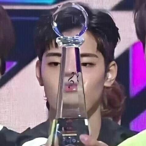 Wonwoo Memeable Face, Svt Memeable Face, Seventeen Memes Faces, Seventeen Memeable, Kpop Memeable, New Phone Who Dis, Seventeen Meme, Bahasa Jepun, Seventeen Memes