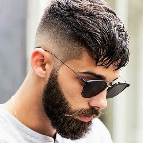 Short Hairstyles - Mid Skin Fade with Bangs Masculine Haircut, Mens Undercut, Hairstyles For Teenage Guys, Black Haircut Styles, Hairstyles Undercut, Trendy We Fryzurach, Undercut Hairstyle, Gentleman's Club, Man With A Beard