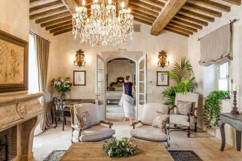 10 of the Best Hotels in Italy's Countryside Borgo Santo Pietro, Hotels In Tuscany, Countryside Hotel, Garden Suite, Casa Country, W Hotel, Chateau France, Luxury Suite, Design Hotel