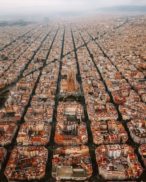 Soaring above Barcelona, a mosaic of history, culture, and coastline 🇪🇸 This breathtaking aerial perspective shows the famous grid of Barcelona’s Eixample district, a testament to the city’s architectural heritage. From the Sagrada Familia’s spires reaching for the sky to the sprawling expanse of the Mediterranean Sea, Barcelona is full of vibrant energy and offers a unique city escape. 📸 @lifeoutofourbackpack #VirtuosoTravel #SoVirtuoso Barcelona Eixample, Barcelona Skyline, Reaching For The Sky, Aerial Perspective, City Escape, Campaign Ideas, Iberian Peninsula, Vibrant Energy, Mediterranean Sea