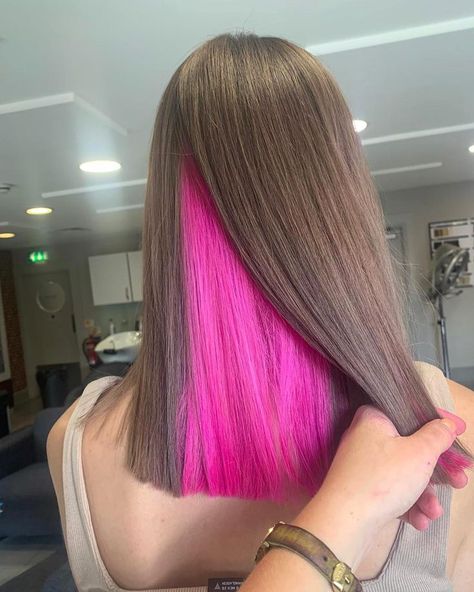 Pastel Pink Hair Color, Hidden Hair Color, Pink Blonde Hair, Pink Hair Dye, Hair Color Underneath, Peekaboo Hair, Vivid Hair Color, Dyed Hair Inspiration, Beautiful Hair Color