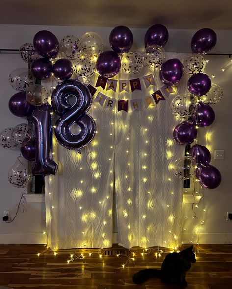 Decorating For 18th Birthday, 18th Birthday Decorations Aesthetic, Fairy Light Birthday Decor, 18th Birthday Party Ideas Decoration Photo Backdrops, 18th Birthday Backdrop Ideas, Diy 18th Birthday Decorations, 18th Party Decorations, 18th Birthday Decoration Ideas, 18th Birthday Background