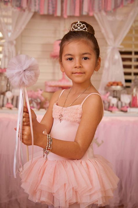 Ballerina Birthday Party Ideas, Ballerina Birthday Party, 7th Birthday Party Ideas, Ballet Party, Ballerina Birthday Parties, Ballerina Party, Ballerina Birthday, Party Needs, 6th Birthday