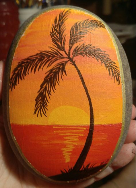 Hand Saw Art Ideas, Sunset Canvas Painting, Beach Art Painting, Diy Rock Art, Stone Art Painting, Seashell Painting, Painted Rocks Kids, Painted Rocks Craft, Rock Painting Ideas Easy