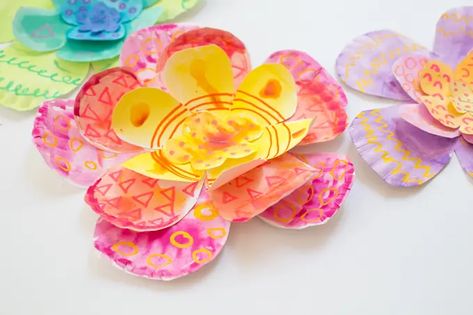 Flower Wall Hanging Diy, Flowers With Paper, Flower Crafts For Kids, Craft For Home Decoration, Paper Flower Wall Hanging, Make Flowers, Hanging Diy, Flower Wall Hanging, Hanging Craft