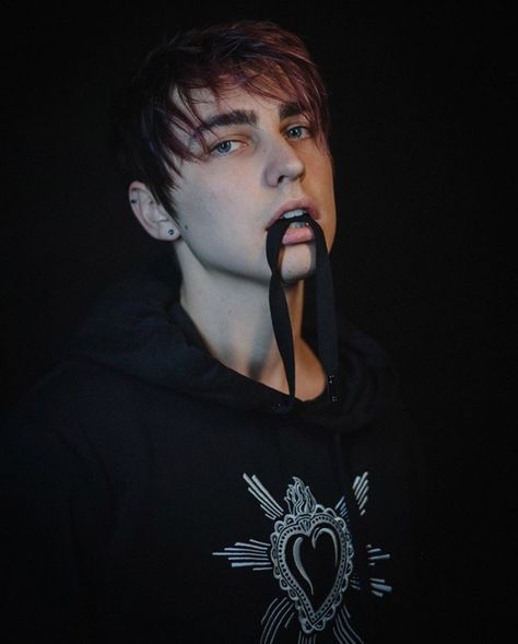 Colby Brock Tattoo, Colby Brock Snapchat, Sam And Colby Fanfiction, Colby Cheese, Tattoo Meanings, Colby Brock, Celebrity Tattoos, Sam And Colby, Attractive People