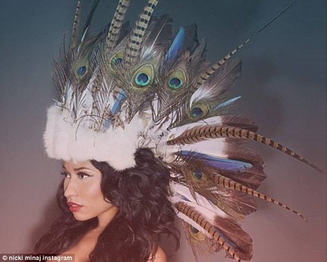 The Italian job! The rapper promoted her July 8 Milan, Italy show on Instagram with a crop... Nicki Minaj Drawing, Nicki Baby, Carnival Headdress, Nikki Minaj, Caribbean Carnival, Trey Songz, Feather Headdress, Female Rappers, Black Culture